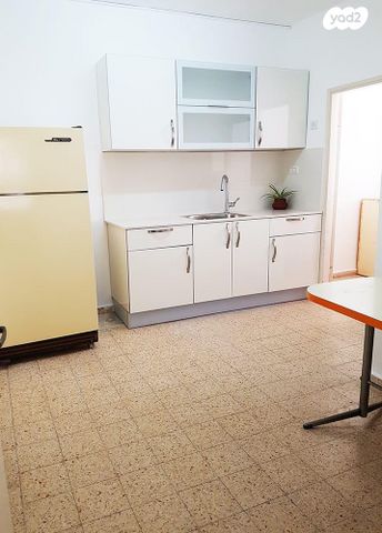 דירה, בתיה מקוב 14, ד' / מערב מרכז העיר, רחובות