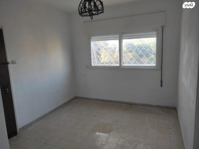 דירה, העמקים 13, ביאליק דרום, קרית ביאליק