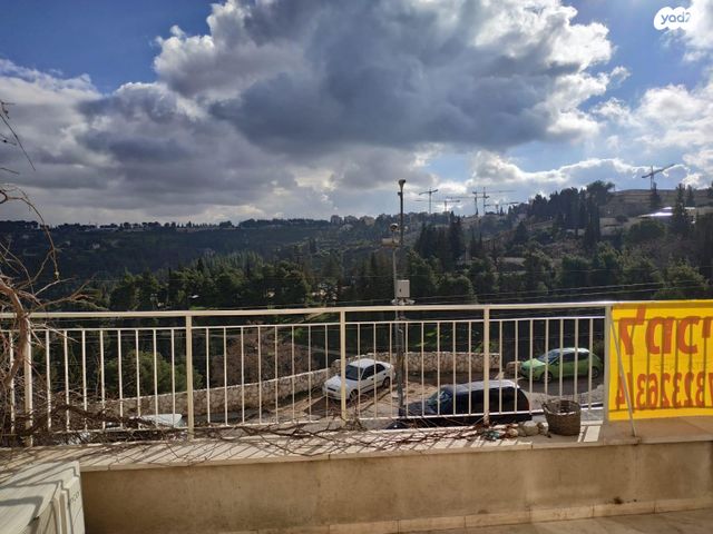 דירה, נעמי 19, גבעת חנניה, אבו תור, ירושלים