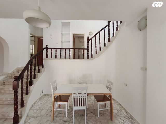 בית פרטי/ קוטג', סייפן 50, נווה אילן - צבאי, יבנה