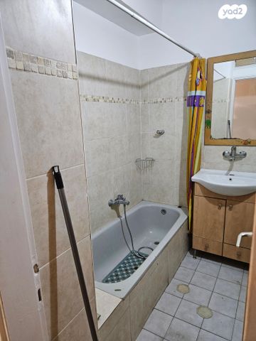 דירה, דרך מנחם בגין 75, הדר גנים, פתח תקווה