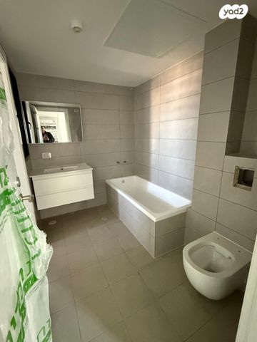 דירה, שמואל סלנט 57, המרכז השקט / מרכז העיר, פתח תקווה