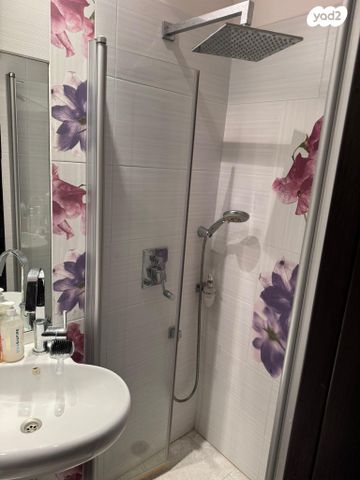 דירה, דוד רמז 37, גבעת הרמבם, גבעתיים