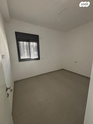 דירה, ירמיהו הלפרין 6, מרכז העיר דרום, נתניה