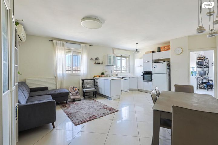 סול ליפצין 4