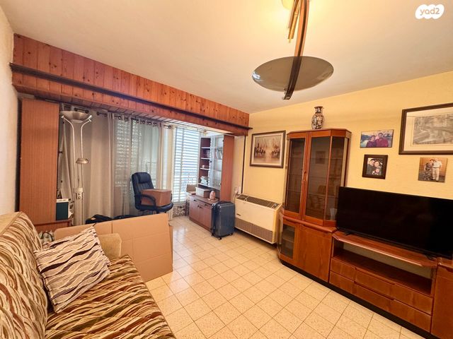 דירה, שבטי ישראל 3, מרכז העיר, סביניה, הוותיקה, קרית ביאליק