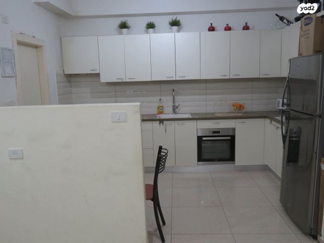 דירת גן, רכסים