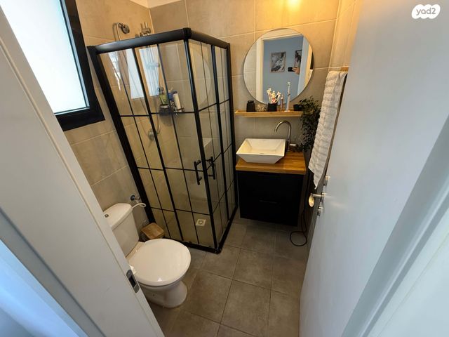 דירה, הרב אבא אבוחצירה, שדרות בפארק, שדרות