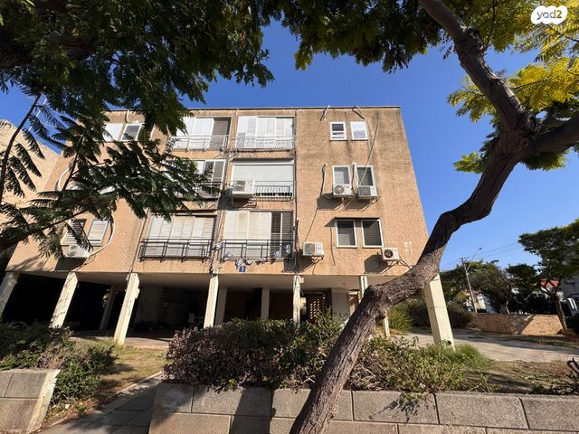 דירה, שבטי ישראל 3, מרכז העיר, סביניה, הוותיקה, קרית ביאליק