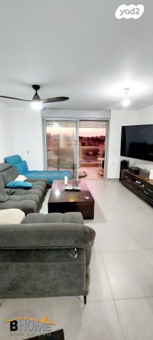 דירה, שדרות יצחק רבין, רמת אמיר, קדימה צורן