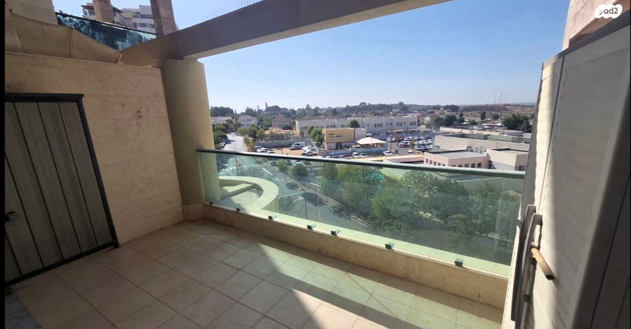 דירה, דרך יצחק בן ארי 8, רחובות החדשה, רחובות