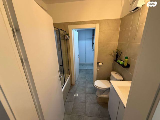 דירה, הרב אבא אבוחצירה, שדרות בפארק, שדרות