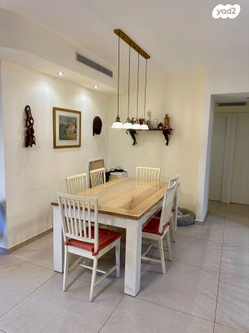 דירה, ביאליק, ארלוזורוב, כפר סבא