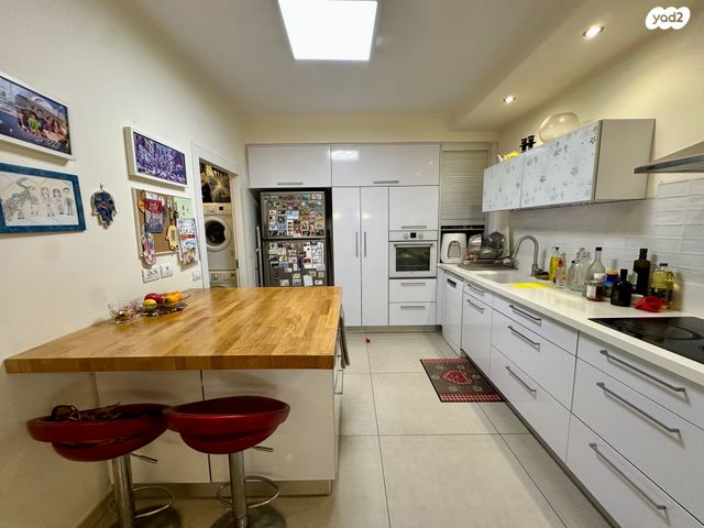 דירה, ביאליק, ארלוזורוב, כפר סבא