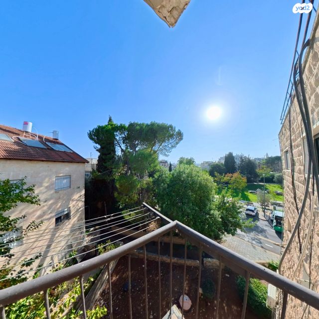 דירה, אלעזר המודעי, המושבה היוונית, ירושלים