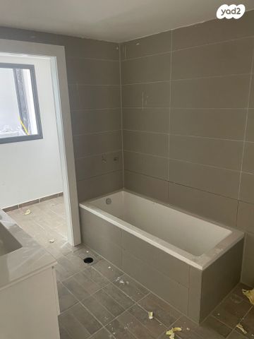 דירה, הכלנית, קרית גיורא, אור יהודה