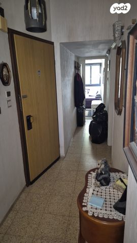 דירה, יהושע חנקין, מרכז, קרית עבודה, חולון