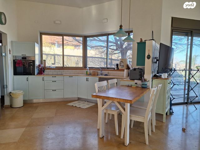 בית פרטי/ קוטג', כפר ורדים