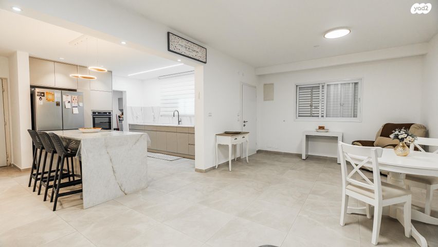 בית פרטי/ קוטג', מיתר / כרמית