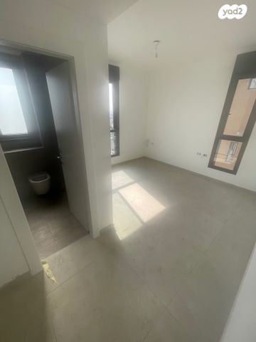 דירה, הכלנית, קרית גיורא, אור יהודה