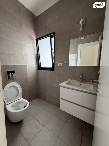 דירה, הקוממיות 16, דרום חדש, פארק הים, בת ים