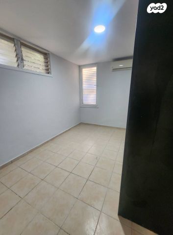 דירה, רמה, נווה שרת, תל אביב יפו