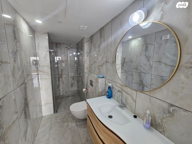 דירה, אמנון ליפקין שחק, נוף הטיילת, נתניה