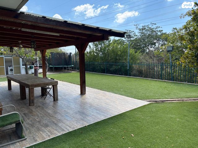 בית פרטי/ קוטג', בני דרור