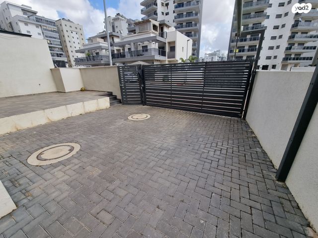 דו משפחתי, רובע יזרעאל סביוני העמק, עפולה