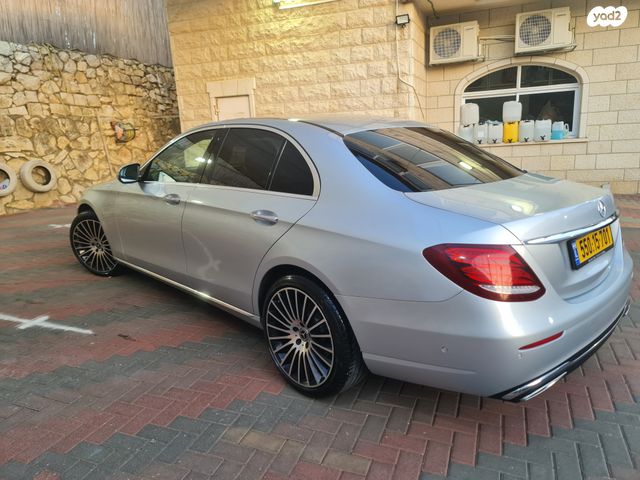מודעת רכב מרצדס-בנץ E-class