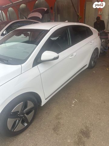 יונדאי איוניק