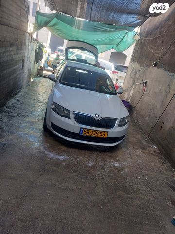 סקודה אוקטביה 