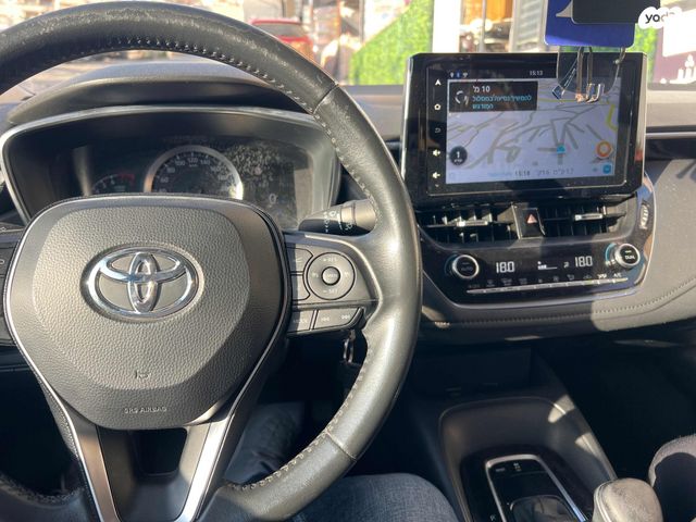 טויוטה קורולה