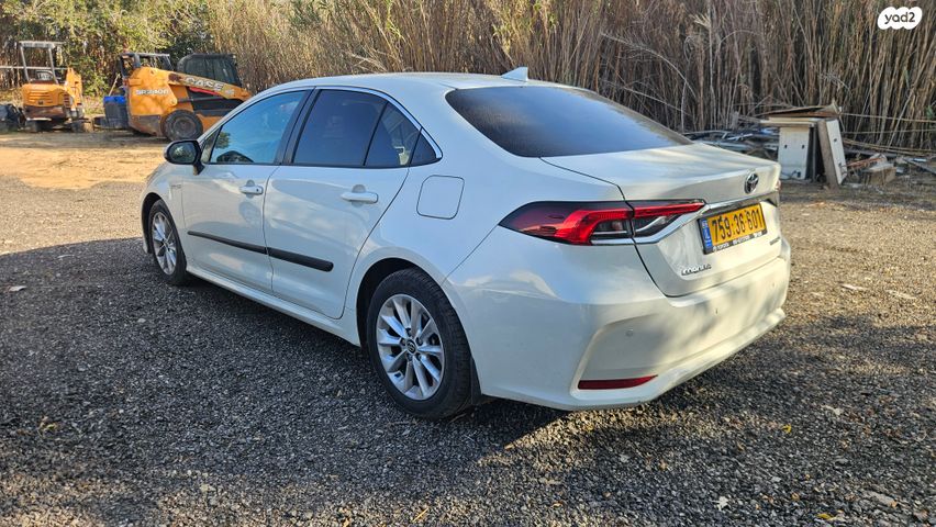 טויוטה קורולה