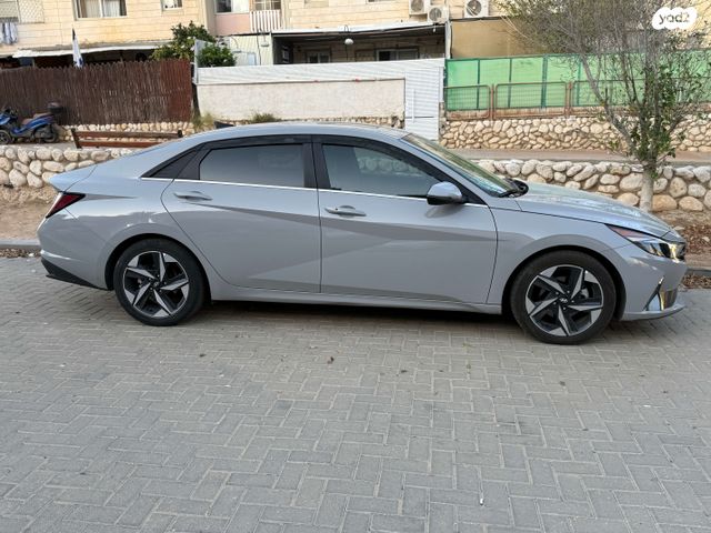 יונדאי אלנטרה