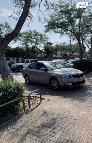 סקודה אוקטביה 