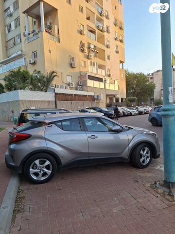 טויוטה C-HR