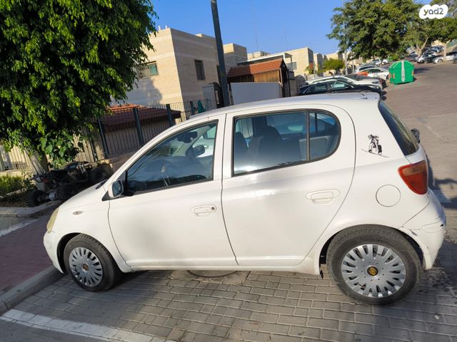 מודעת רכב טויוטה יאריס