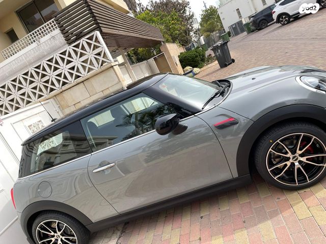 מודעת רכב מיני קופר