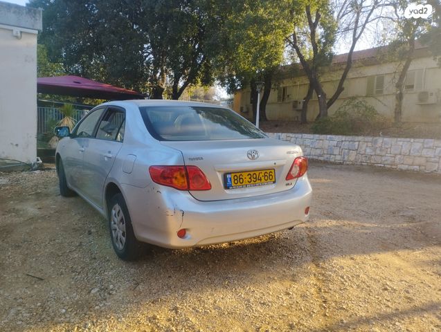 טויוטה קורולה