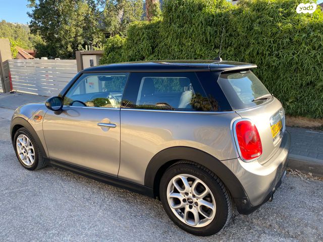 מודעת רכב מיני קופר