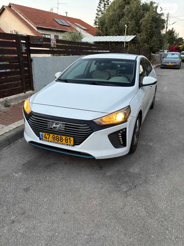 יונדאי איוניק