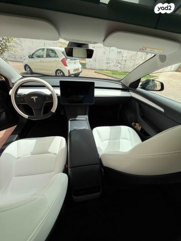 טסלה מודל 3