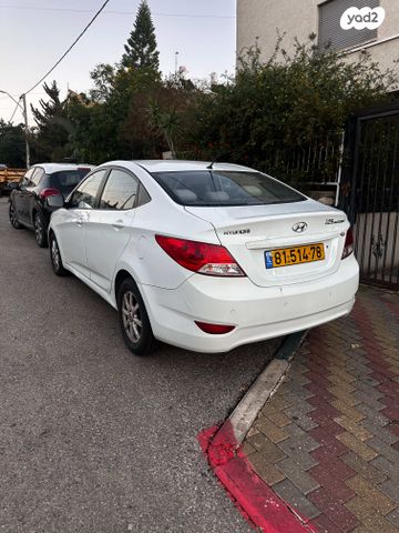 יונדאי אקסנט i25