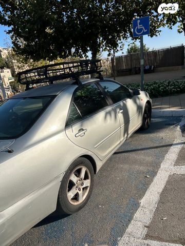טויוטה קאמרי