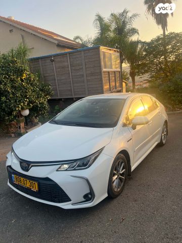 טויוטה קורולה