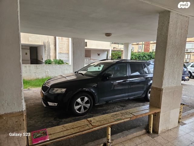 סקודה אוקטביה 