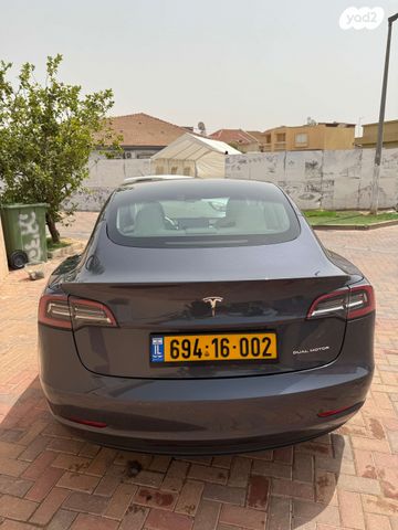 טסלה מודל 3