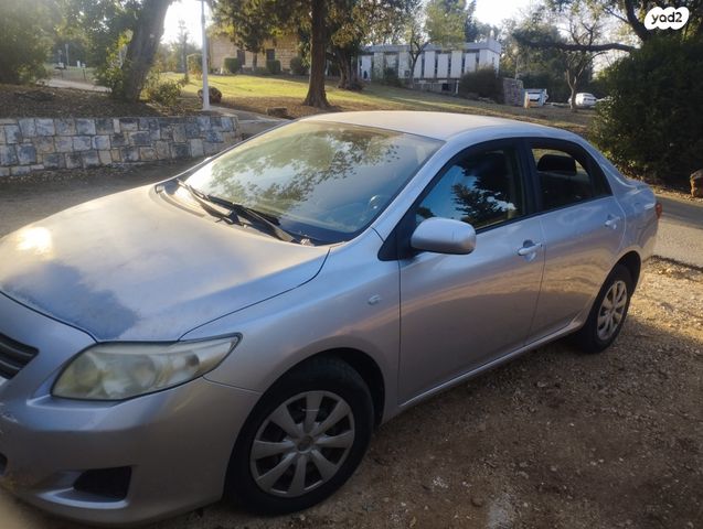 טויוטה קורולה