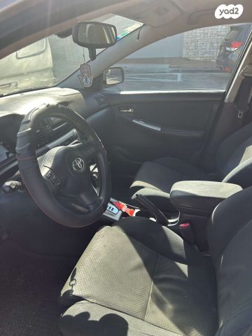 טויוטה קורולה